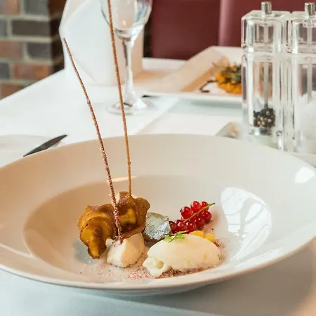 & Golfrestaurant Gut Wissmannshof Staufenberg (Lower-Saxony)